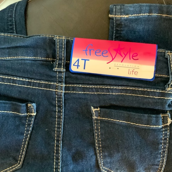 NWT-Size 4T denim leggings - Picture 3 of 4